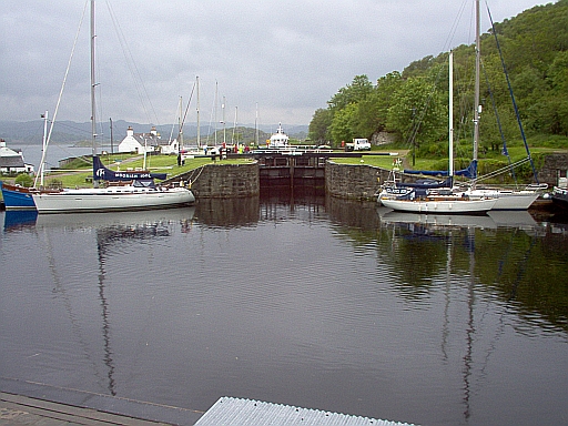 Crinan Locks that open to the sea