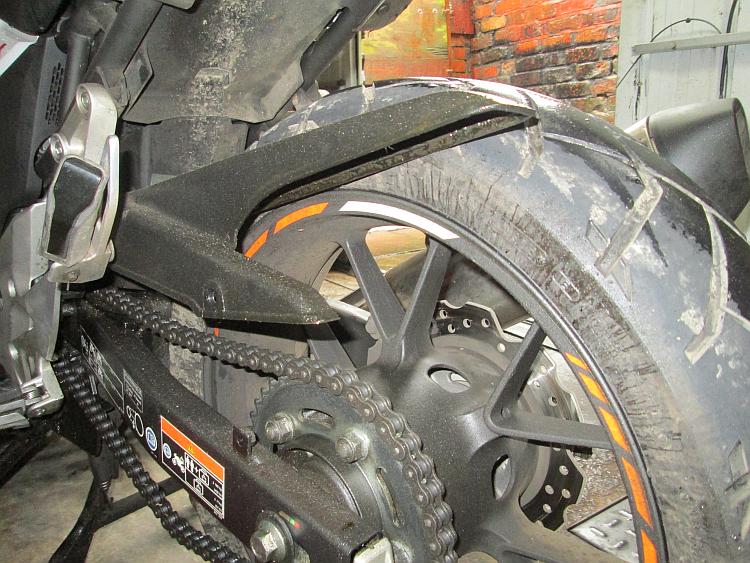 The rear wheel of the CB500X is almost ready to be removed
