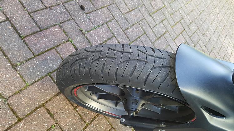 The Pilot Road 4 fitted to the front wheel of Pocketpete's CB500X