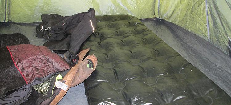 A standard cheap airbed in Ren's tent
