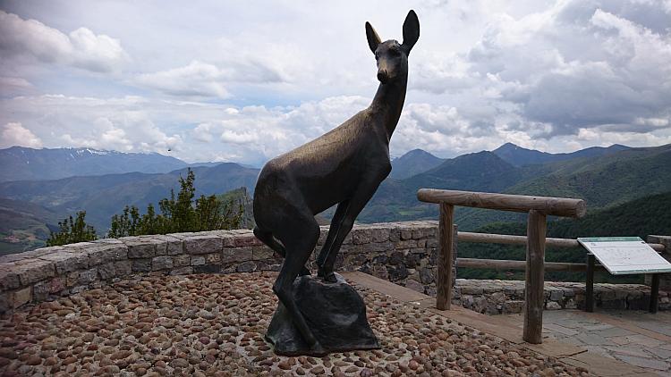 A bronze stag statue with it's rear end tucked in at the beautiful Mirador Del Corzo