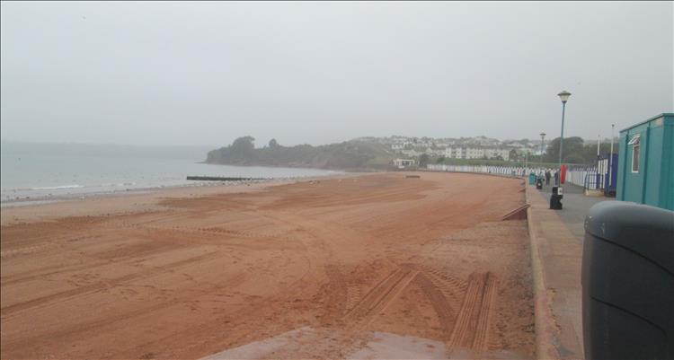Orange sands at goodrington beach yet the weather takes off the shine