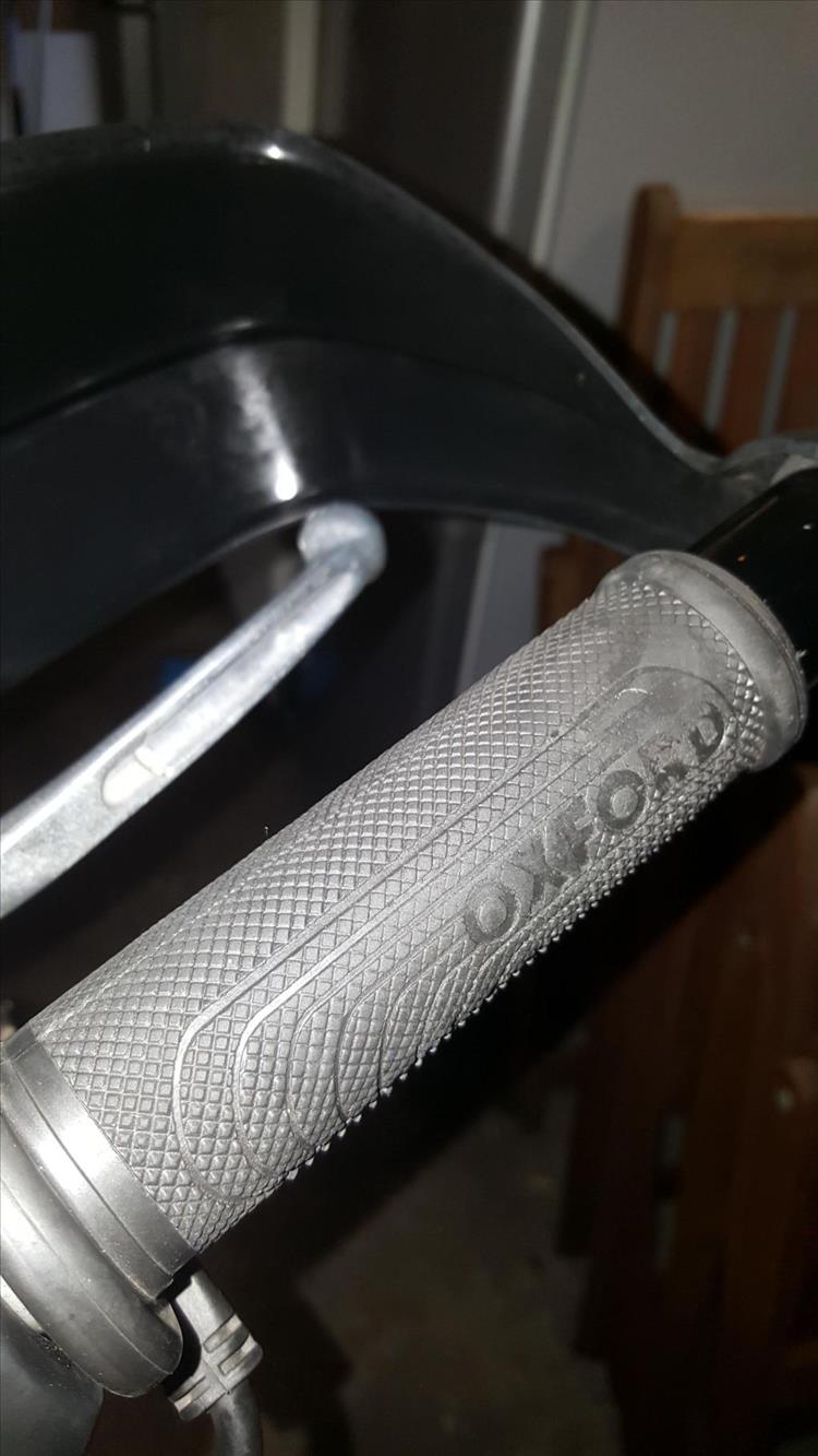 The oxford heated grip looks like most grips just a little thicker