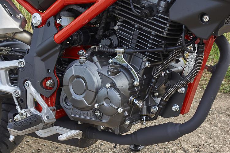 The engine on the Benelli is set in the bright red frame
