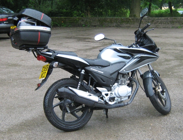cbf 125 with top box and in silver