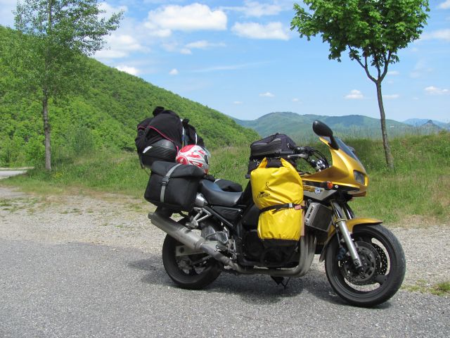yamaha fzs 600 fazer fully kitted up for touring on hill near millau