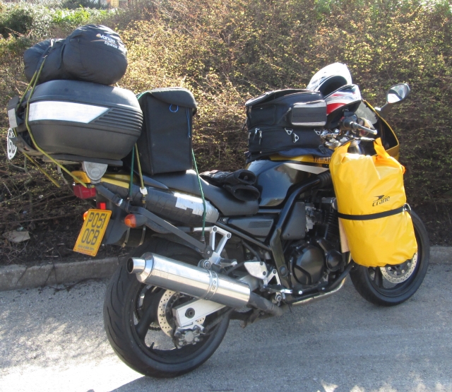 fazer fzs 600 with camping gear and supplies ready for a trip to north wales