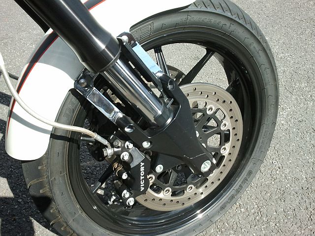 the front end on the victory hammer with upside down forks