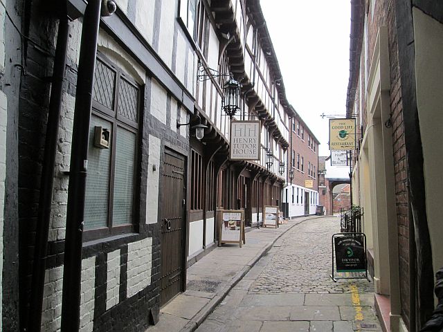 narrow lane and overhanging timber buildings in shrewsbury