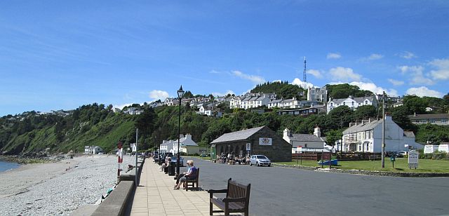 laxey prom and sea front. quiet, leafy and pretty