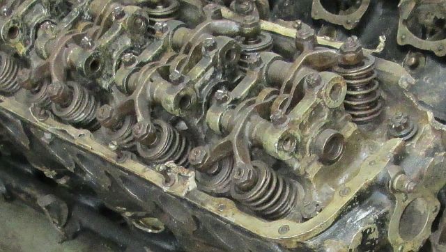 close up of 4 valve cylinder head from world war 2 engine