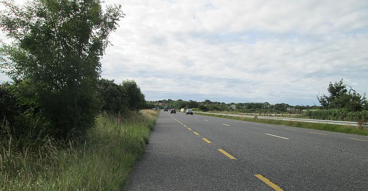 An open stretch of road on route to Rosslare and the harbour