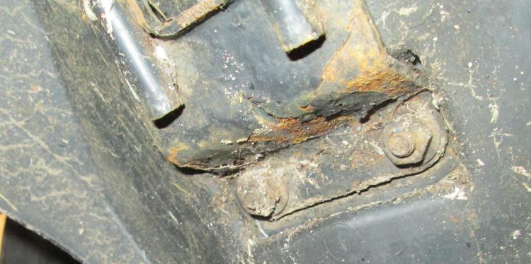 A patch of rust under the wheel arch on Sharon's clean 125