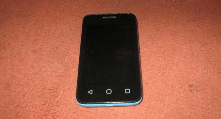 Ren's small and basic android smart phone