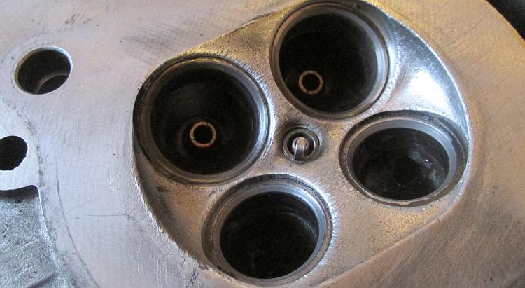 The clean and fully reground valve seats on Ren's CBF250 engine