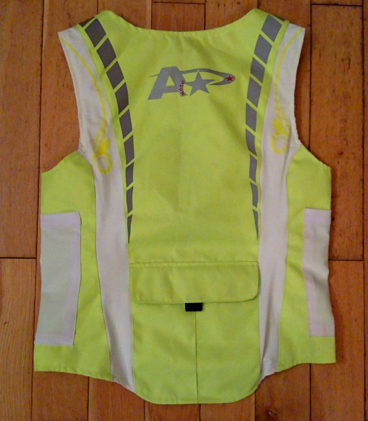 The rear of the a star moto hi viz. More yellow, more reflective material and a large rear pocket