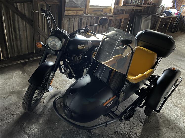 Royal enfield classic online 500 new model 2021