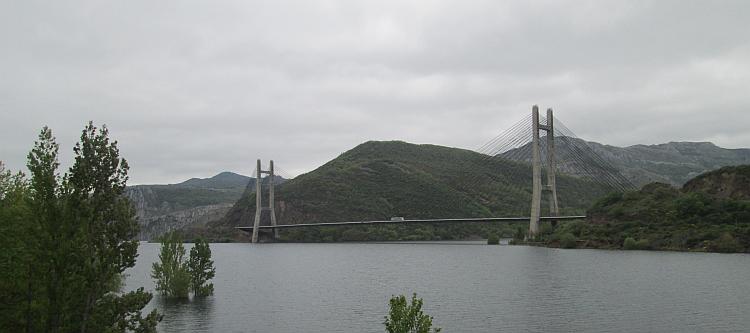 A large suspension bridge over the reservoir