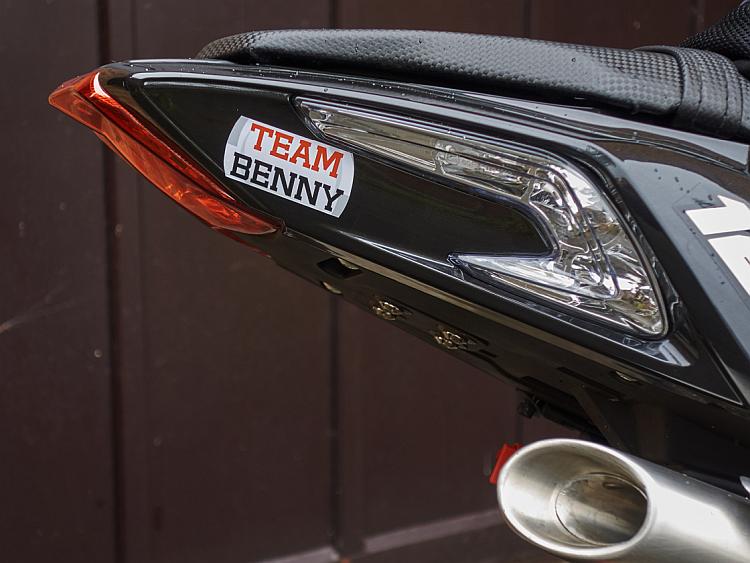 The rear light on the TNT is stylish, there's also a TEAM BENNY sticker