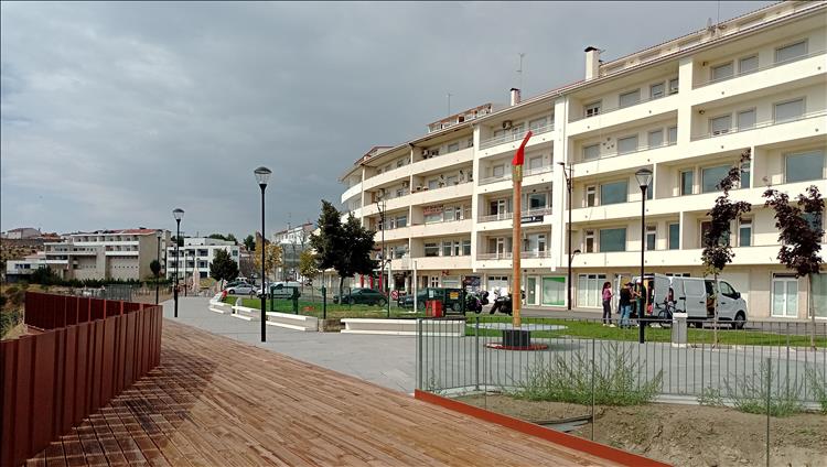 A large 6 storey block of apartments