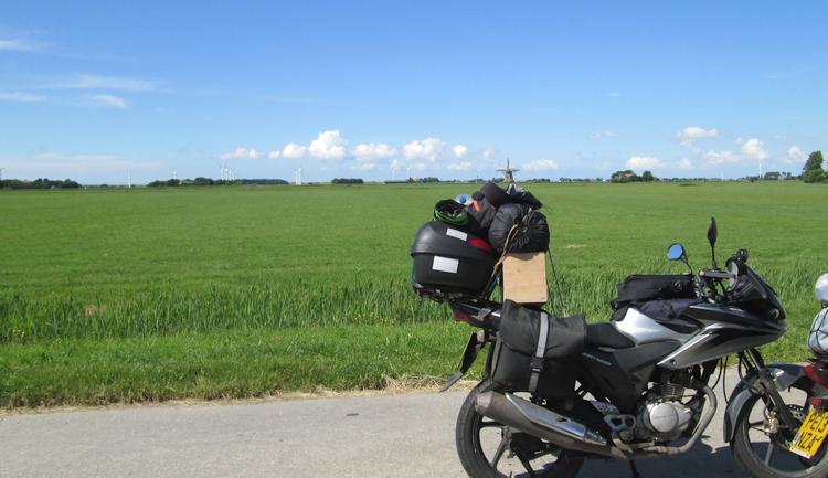 The CBF125 in the Netherlands complete with camping luggage